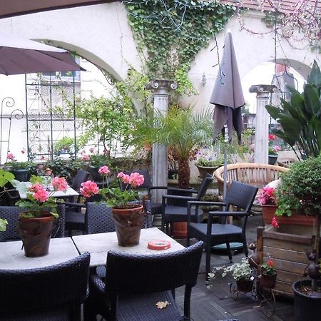 La Croix Blanche Hotel Монришар Екстериор снимка