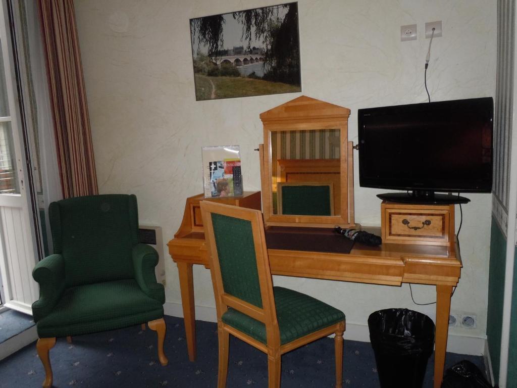 La Croix Blanche Hotel Монришар Екстериор снимка