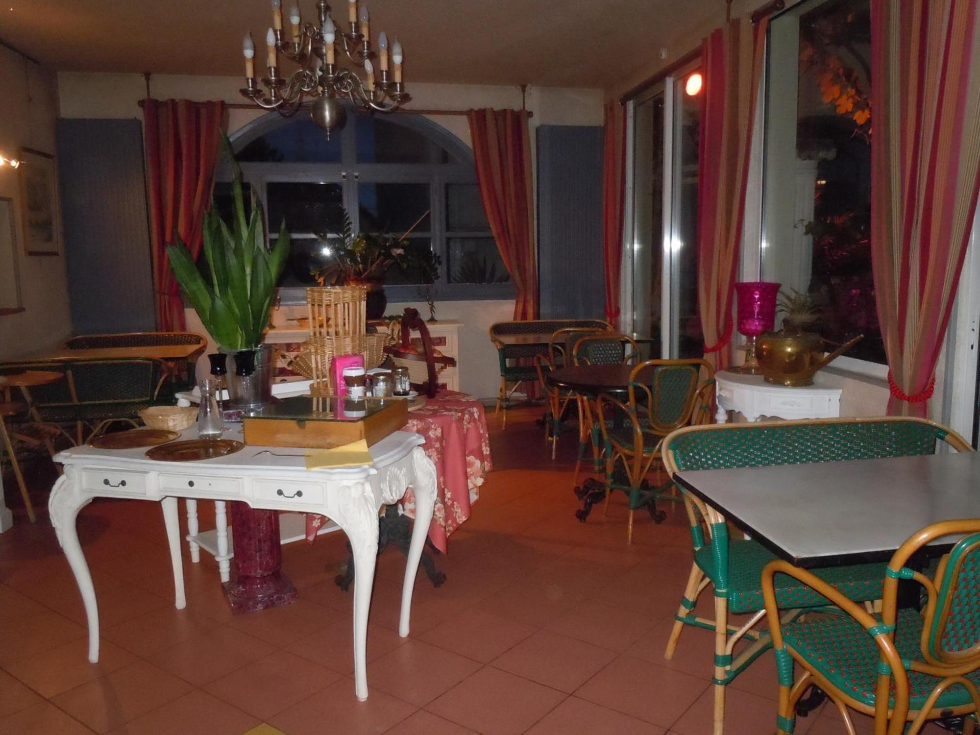 La Croix Blanche Hotel Монришар Екстериор снимка